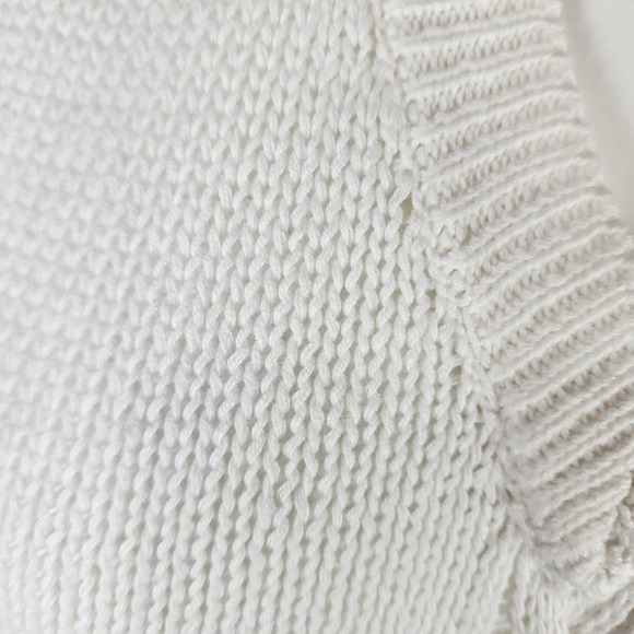 Vintage Abercrombie &  Fitch Cotton Cable Knit VNeck Sweater Vest Ivory L… - Picture 8 of 15
